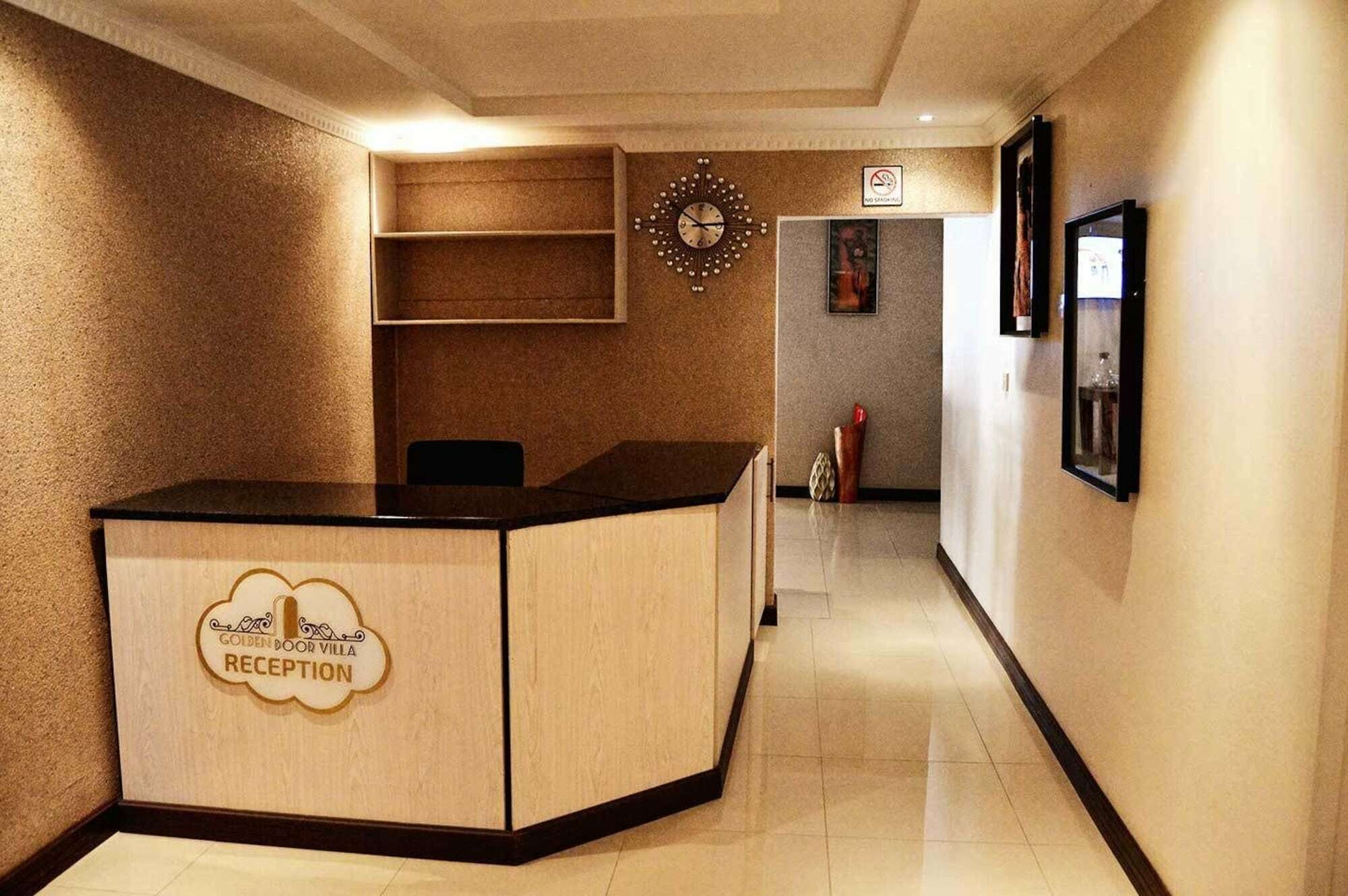 Golden Door Villa Gaborone Esterno foto